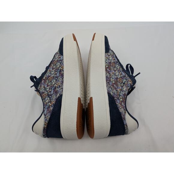 NWOT Kizik Prague Canvas Hands Free Sneaker Navy Floral Women's 7 Men's 5.5 - Picture 6 of 8